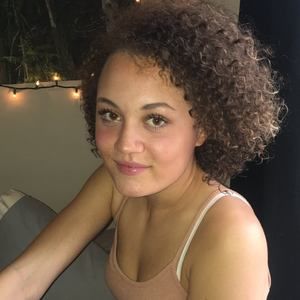 Meet your Posher, Cora